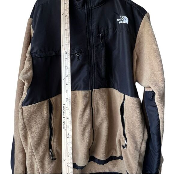 The North Face Black and Tan Denali Jacket - Picture 15 of 16